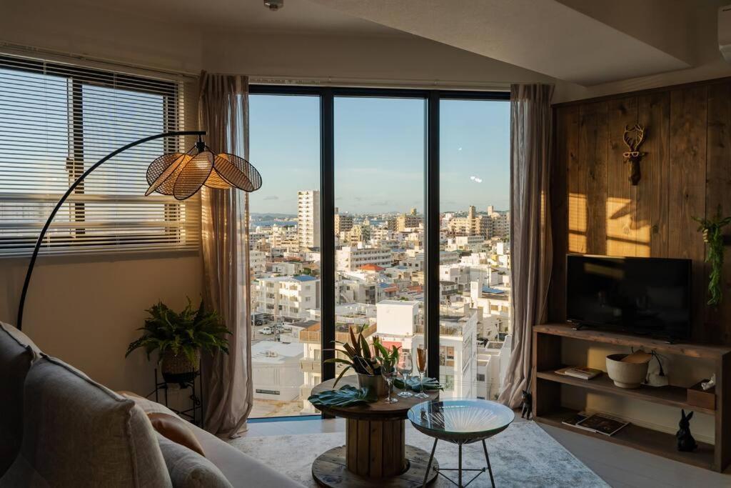 Апартаменты The Penthouse Ginowan Urasoe Экстерьер фото
